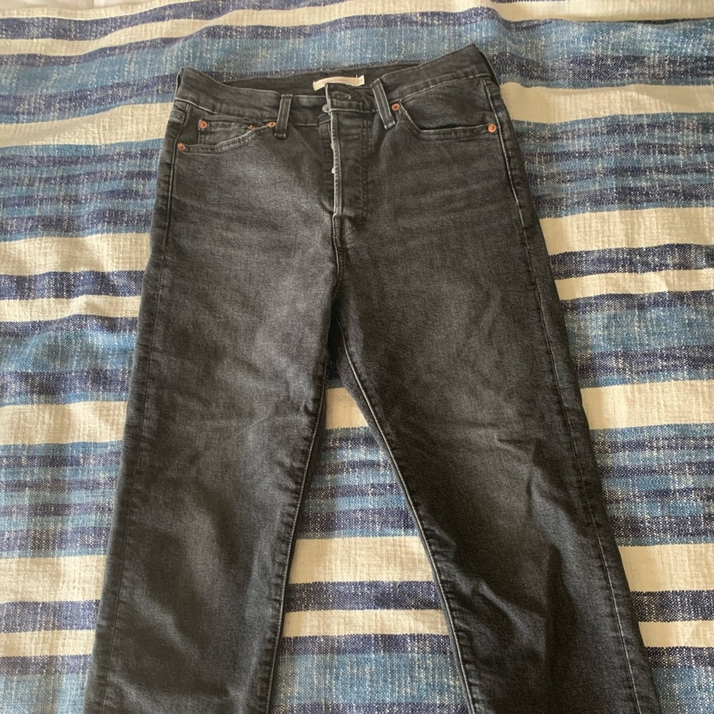 Levi’s Wedgie Straight crop jeans